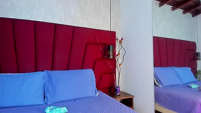 Hisoka 011 online show from 11/13/25, 02:10