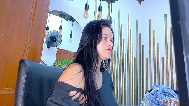 Jennifer Vega1 online show from 03/27/26, 08:52