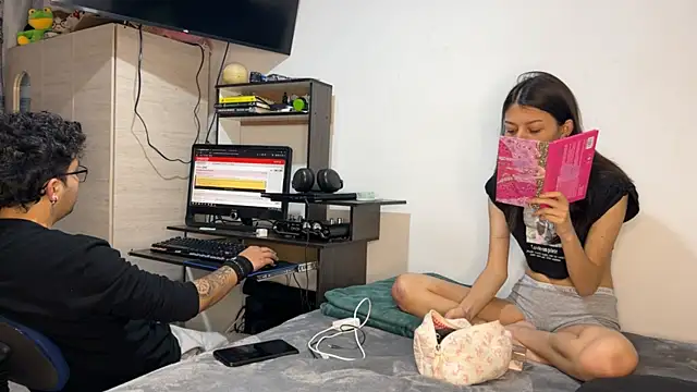 Snapshot of Conor_Taylor chatting on 09/17/25, 02:19 Conor Taylor online show from 09/17/25, 02:19