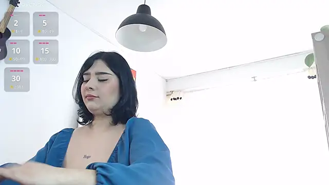 Annie Villaa online show from 10/09/25, 12:14