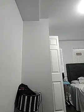 HothairyBoy2 online show from 12/17/25, 05:19