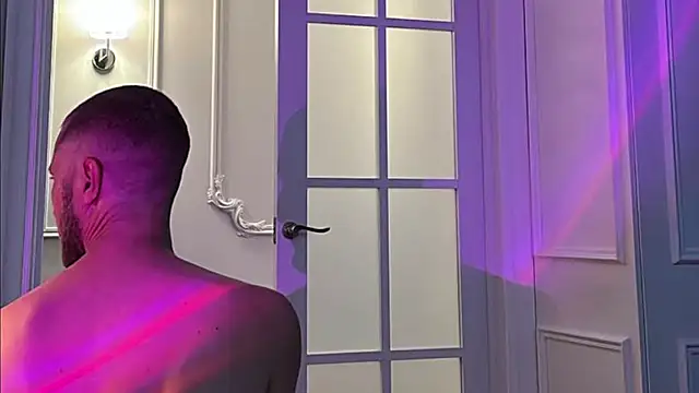 Snapshot of Mr_At_ chatting on 10/15/25, 07:08 Mr At  online show from 10/15/25, 07:08