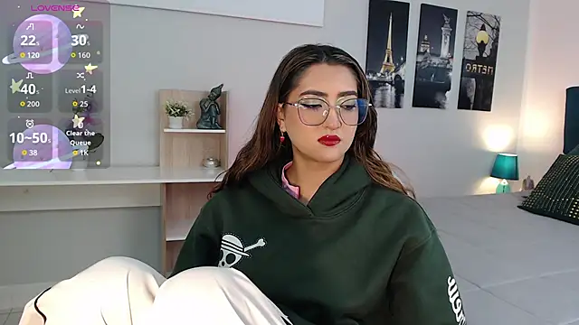 Snapshot of madame_lottie chatting on 10/02/25, 12:34 madame lottie online show from 10/02/25, 12:34