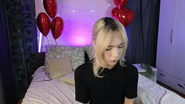 okerriella online show from 02/15/26, 07:51