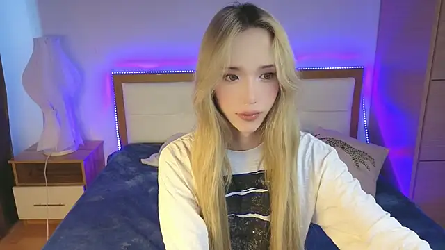 Snapshot of okerriella chatting on 07/23/26, 07:28 okerriella online show from 07/23/26, 07:28
