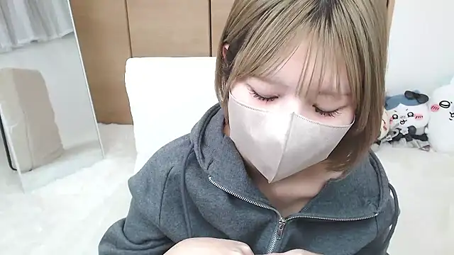 yuna rin online show from 04/09/26, 11:26