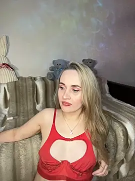 KiraBerht online show from 01/06/26, 06:55