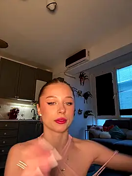 Snapshot of BabyAnais chatting on 12/14/25, 08:41 BabyAnais online show from 12/14/25, 08:41