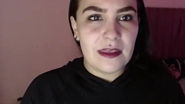 Salma deep online show from 09/17/25, 03:35