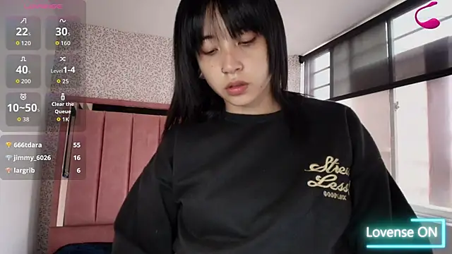 Hanna Lee   online show from 04/22/26, 09:05