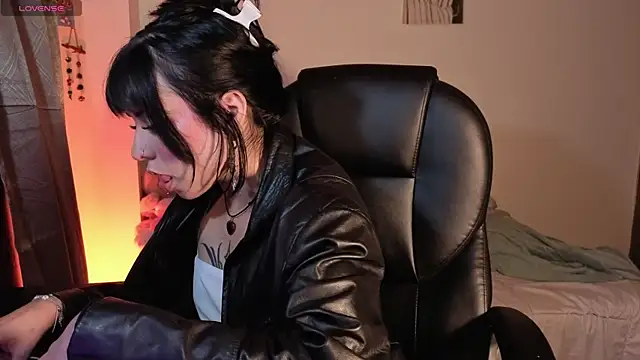 GaiaJoness online show from 02/14/26, 04:31