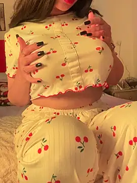 OnlyRima online show from 11/23/25, 11:04