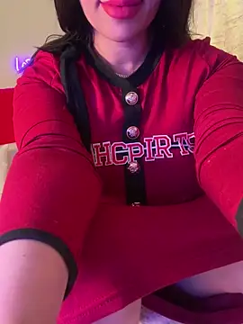 Snapshot of OnlyRima chatting on 04/19/26, 10:03 OnlyRima online show from 04/19/26, 10:03