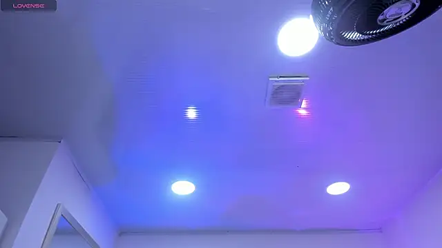 im Lorena online show from 04/22/26, 08:43