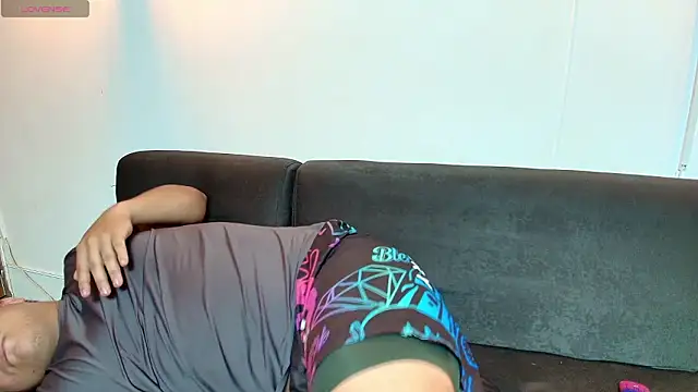 naomi campbel  online show from 02/04/26, 08:25