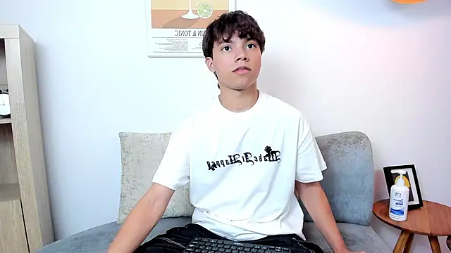 Honeymoon sariel online show from 11/26/25, 08:32