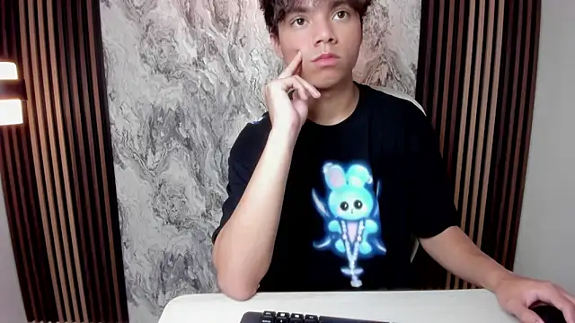 Snapshot of Honeymoon_sariel chatting on 04/26/26, 08:45 Honeymoon sariel online show from 04/26/26, 08:45
