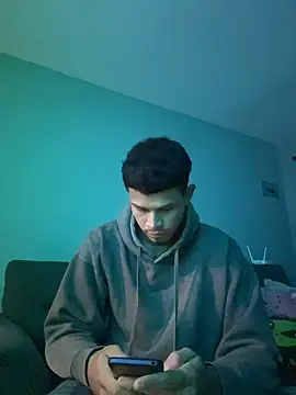 CHARLY-- online show from 11/14/25, 09:41