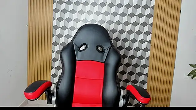 Snapshot of alice__brow chatting on 10/06/25, 02:14 alice  brow online show from 10/06/25, 02:14