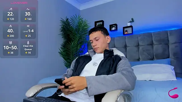 Thomas moon online show from 03/24/26, 12:32