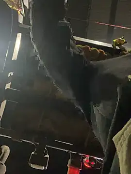 meralund9inch online show from 02/26/26, 07:13