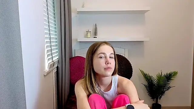 Snapshot of Spicy_Lexi chatting on 05/14/26, 12:45 Spicy Lexi online show from 05/14/26, 12:45
