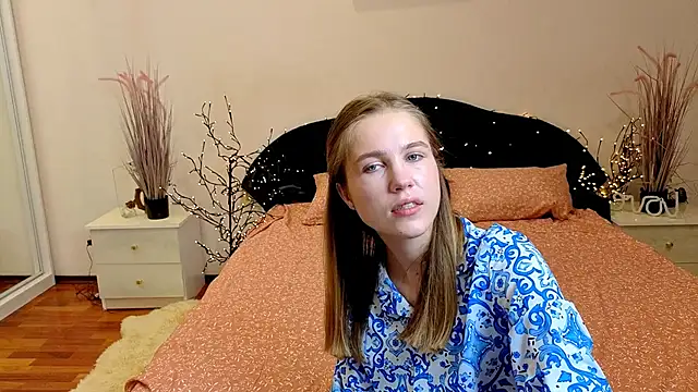 Snapshot of Spicy_Lexi chatting on 06/18/26, 01:15 Spicy Lexi online show from 06/18/26, 01:15