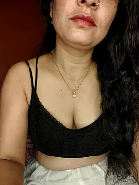 Snapshot of CUTE-PX chatting on 09/28/25, 02:06 CUTE-PX online show from 09/28/25, 02:06