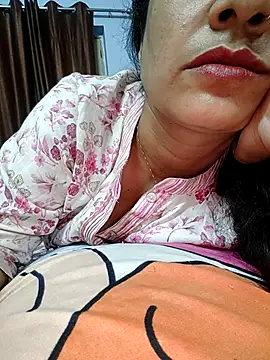 Snapshot of CUTE-PX chatting on 09/30/25, 02:55 CUTE-PX online show from 09/30/25, 02:55