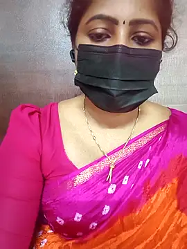Snapshot of vasundhara26 chatting on 04/04/26, 08:45 vasundhara26 online show from 04/04/26, 08:45
