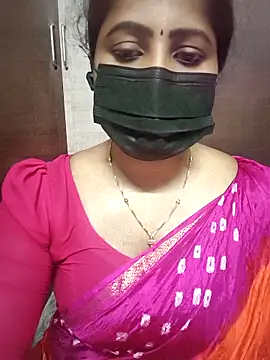 Snapshot of vasundhara26 chatting on 04/05/26, 01:30 vasundhara26 online show from 04/05/26, 01:30