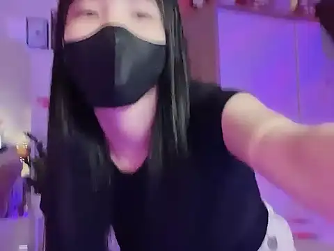 keelinnn19 online show from 09/18/25, 05:15