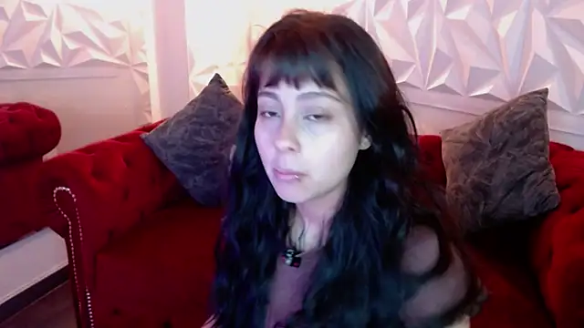 sophiaa 7 online show from 01/13/26, 12:43