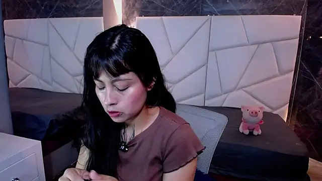 sophiaa 7 online show from 02/10/26, 11:25