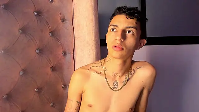 NickandAbby  online show from 03/08/26, 02:04