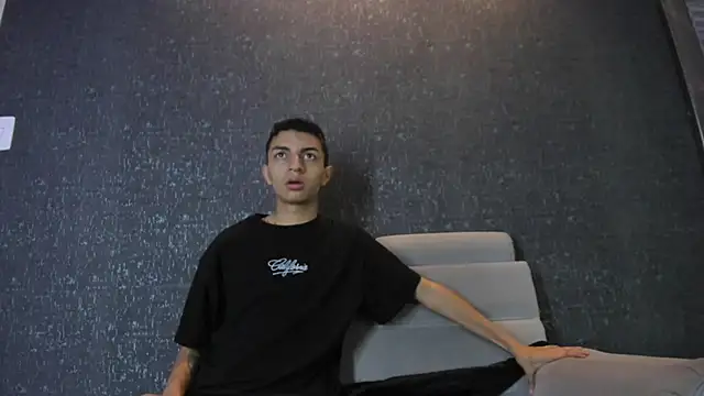 NickandAbby  online show from 05/27/26, 07:44