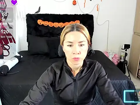 angie blondies online show from 10/18/25, 02:40