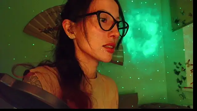 KiotoShine online show from 11/26/25, 06:09