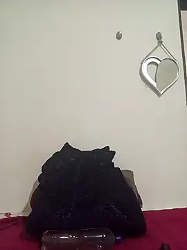 SEXYMOANSXX online show from 03/19/26, 05:44