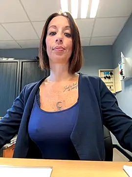 spycyfanny online show from 10/21/25, 06:25