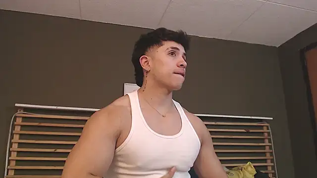 PaulEvens online show from 09/16/25, 01:23