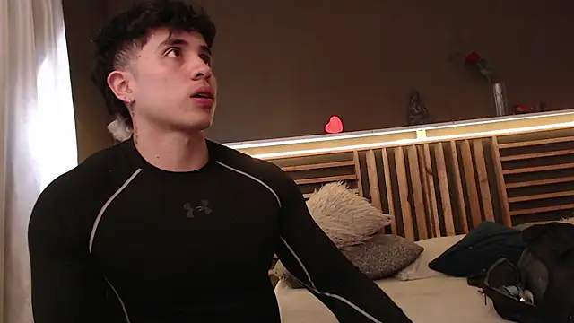 PaulEvens online show from 11/29/25, 01:25