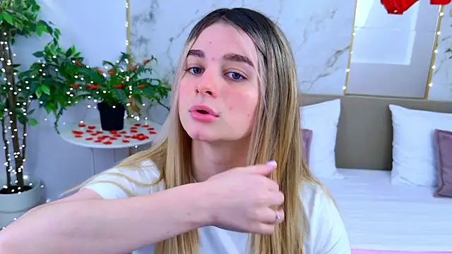 SweetyLicky online show from 02/08/26, 03:59