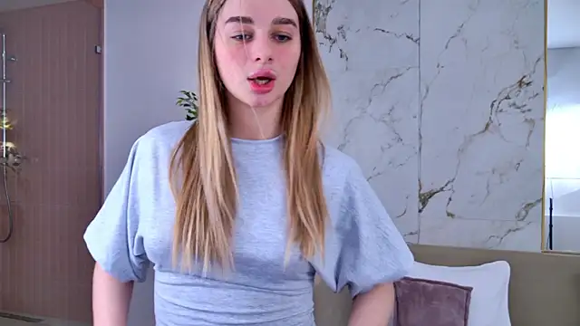 SweetyLicky online show from 02/21/26, 04:08