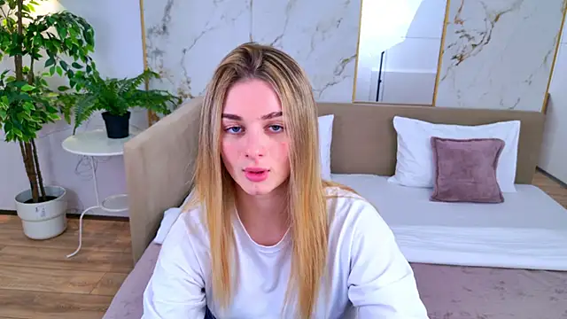 SweetyLicky online show from 03/10/26, 04:01