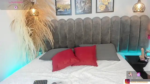 Viollet xoxo online show from 11/26/25, 12:28