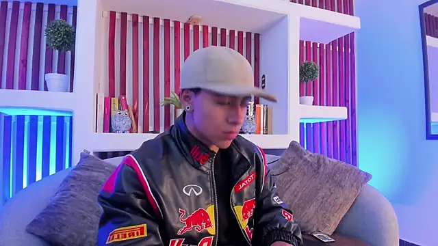 Troy dalton online show from 09/22/25, 08:33