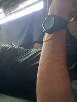 Alabestia12 online show from 12/04/25, 11:41