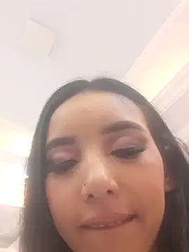 GabyGrifin online show from 09/11/25, 04:12