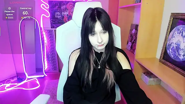 AmamiDark online show from 10/10/25, 01:04